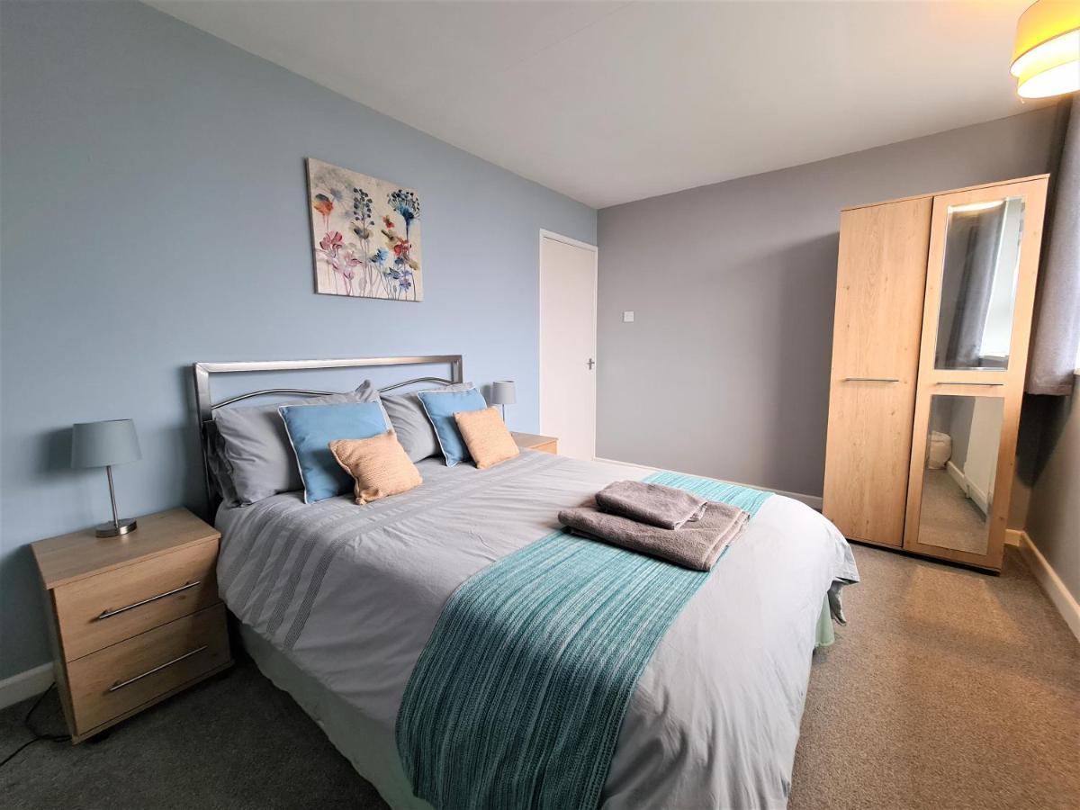 3 Bedroom Apartment Coventry - Hosted By Coventry Accommodation Kültér fotó