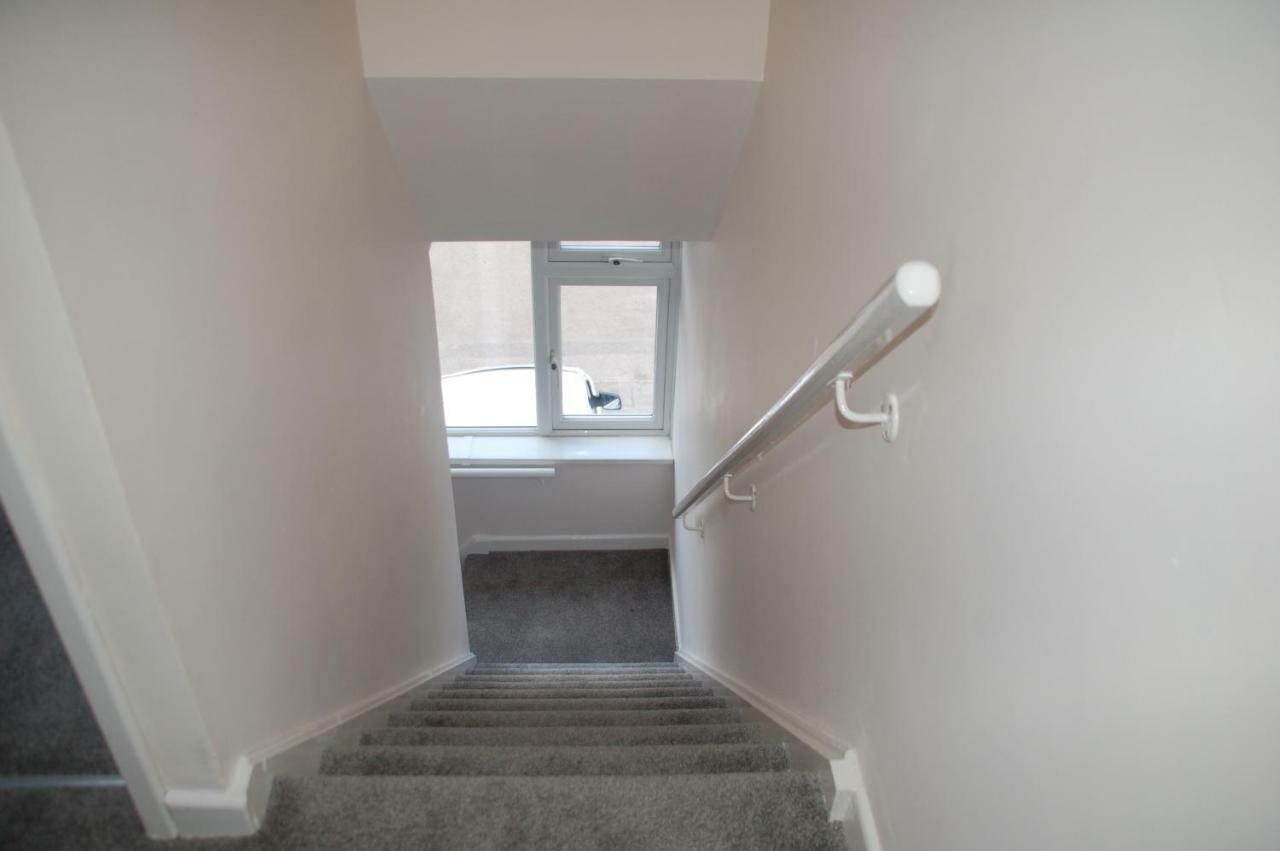 3 Bedroom Apartment Coventry - Hosted By Coventry Accommodation Kültér fotó